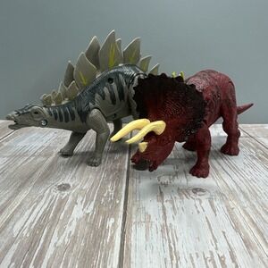 2 Kid Galaxy‎ Dinosaur Roaring Toy Figures Stegosaurus & Triceratops